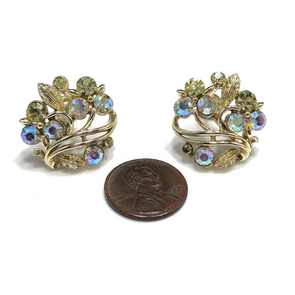 Vintage Lisner Aurora Borealis Rhinestone Earrings, Gold Tone Screw Back, 1950s - Picture 8 of 10